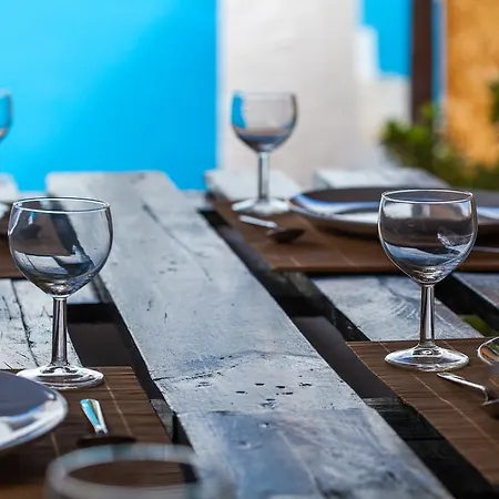 The Pallet - Guest house Santa Cruz (Madeira)